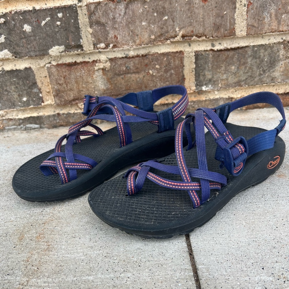 Women’s Chaco Sandals Size 8